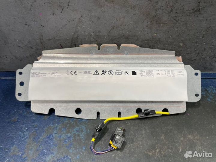 Подушка в торпеду Bmw X5 E70 Дорест