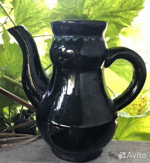 Чайник и две чашечки.Керамика. В отличном состоян