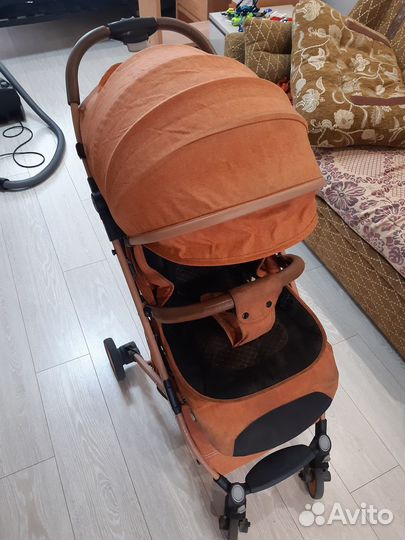 Коляска прогулочная Nuovita Giro, складная