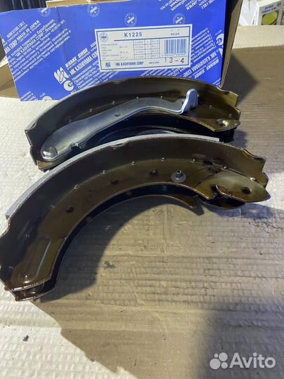 Колодки тормозные Ford Maverick/Nissan Terrano