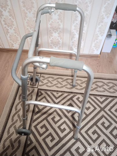 Ходунки для взрослых бу складывающиеся