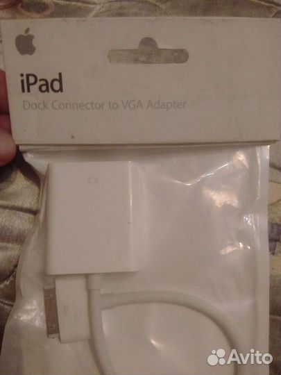 iPad Dock connector to VGA adapter