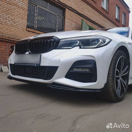 М передний сплиттер BMW 3 G20 черный глянец