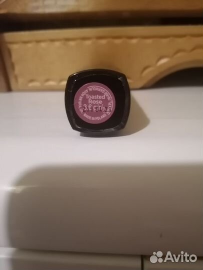 Помада новая, парфюм Avon