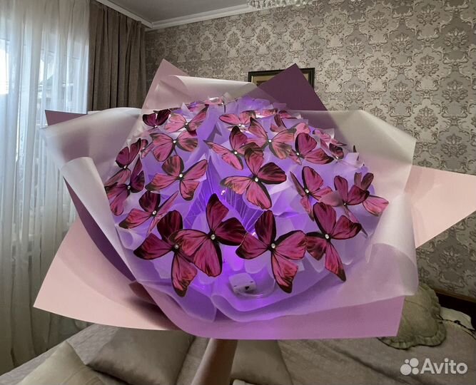 Букетики из бабочек