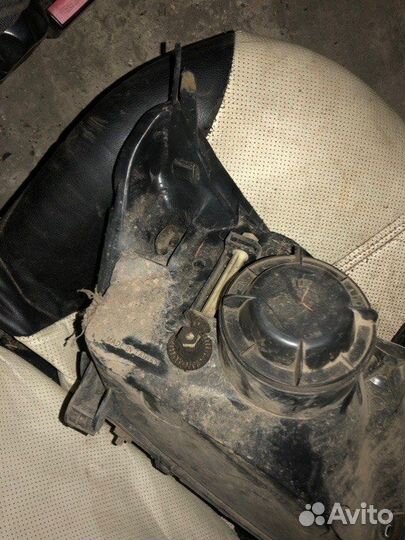 Фара левая Ford Focus 1