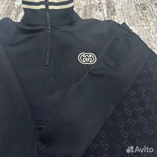 Костюм Gucci