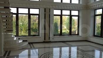 Дом 449 м² на участке 50 сот.