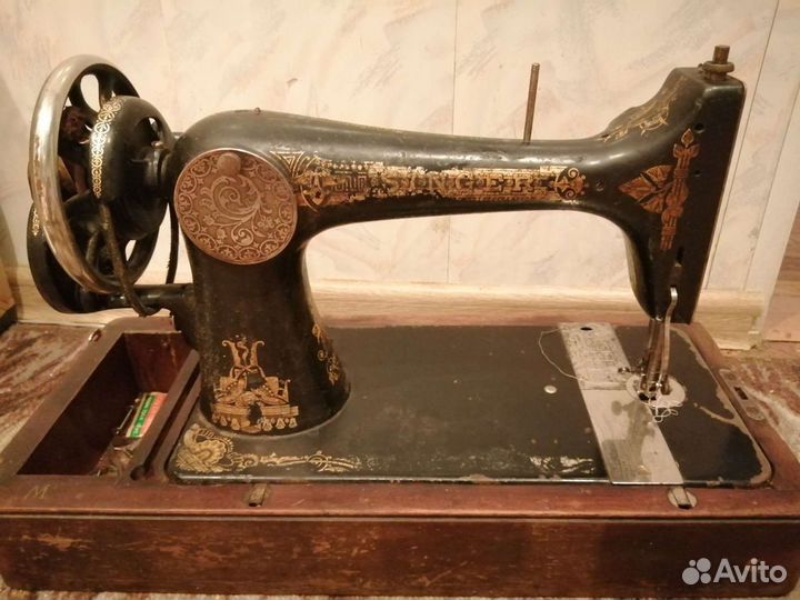 Швейная машина Singer 127