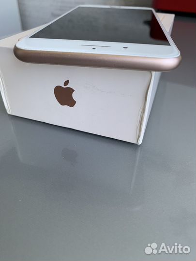 Телефон iPhone 8 plus
