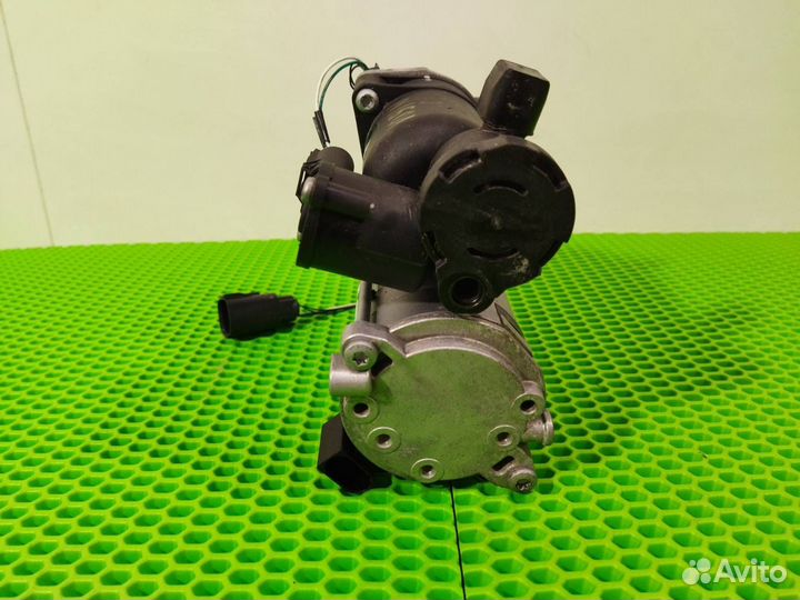 Компрессор пневмоподвески Land Rover Range Rover