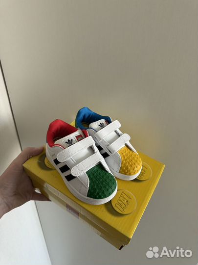 Кроссовки детские Adidas lego 26,28
