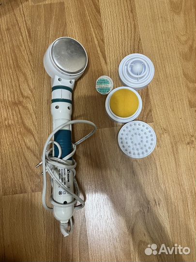 Электромассажер с насадками