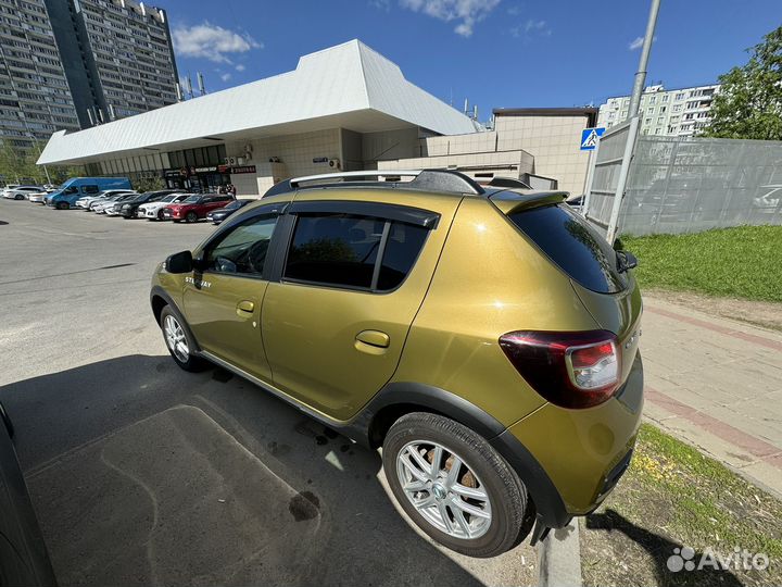 Renault Sandero Stepway 1.6 AT, 2015, 94 350 км