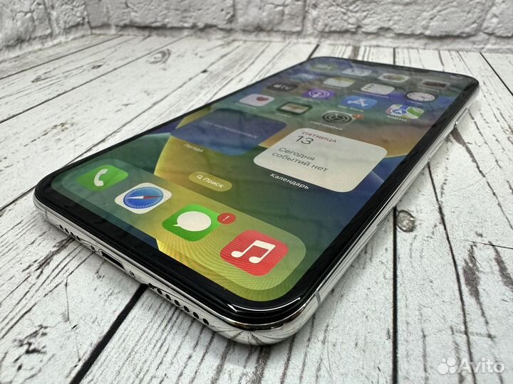 iPhone Xs Max, 64 ГБ