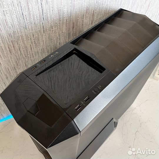 Корпус Zalman Z11 plus