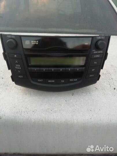 Штатная магнитола Toyota RAV4 Рестайлинг 2010г