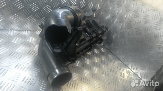 Корпус воздушного фильтра citroen C4 grand picasso