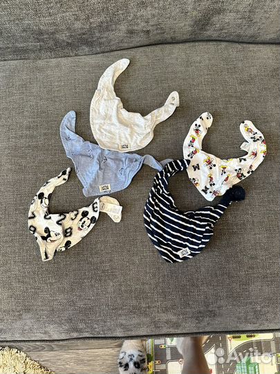 Слюнявчики нагрудники HM