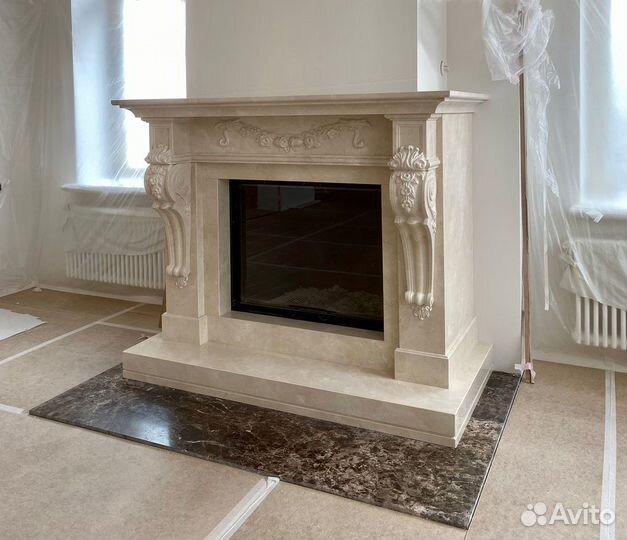 Камины из мрамора