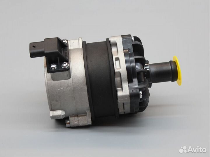 Насос помпа водяной дополнительный audi A4 A5 A6