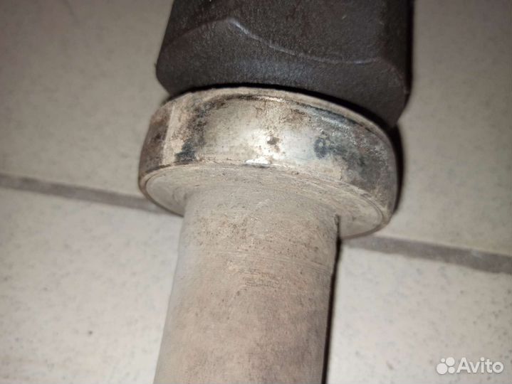 Привод правый ford focus 2 1.6 АКПП 2008 года