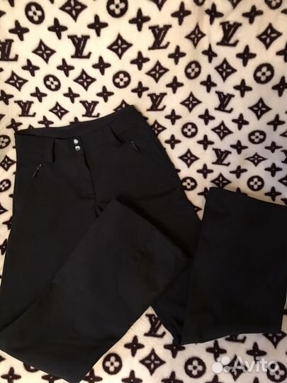 Новые утеплённые горнолыжные брюки фирмы Adidas