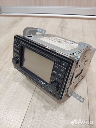 Штатная магнитола Nissan Juke F15