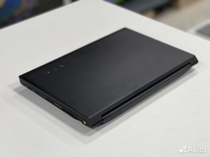 Шустрый ноут 8G озу SSD256g для офиса