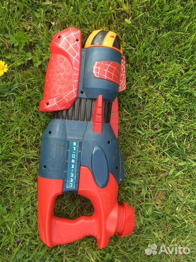 Hasbro водяной пистолет Спайдер Мен