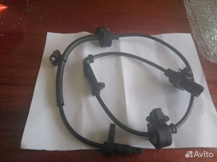Датчик абс передний правый на honda