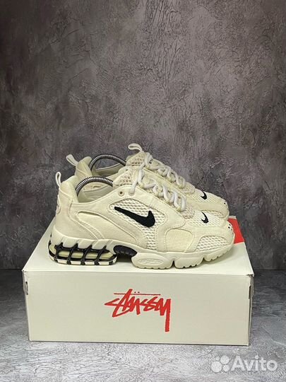 Кроссовки Nike Stussy