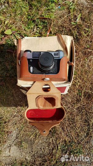 Фотоаппарат со вспышкой