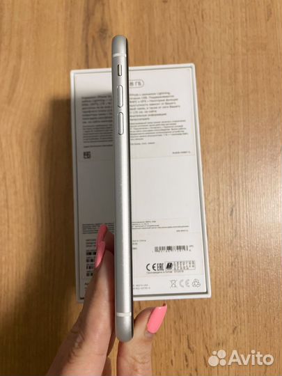 iPhone Xr, 128 ГБ