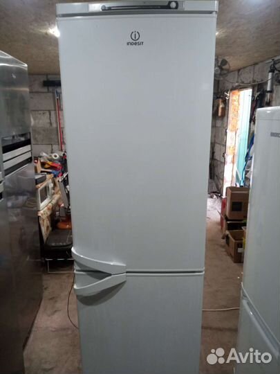 Холодильник бу