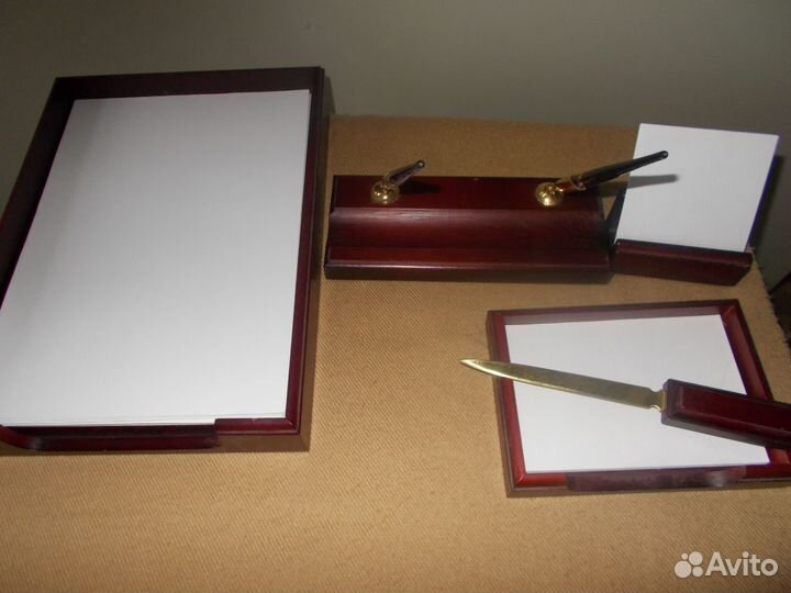 Набор письменных принадлежностей