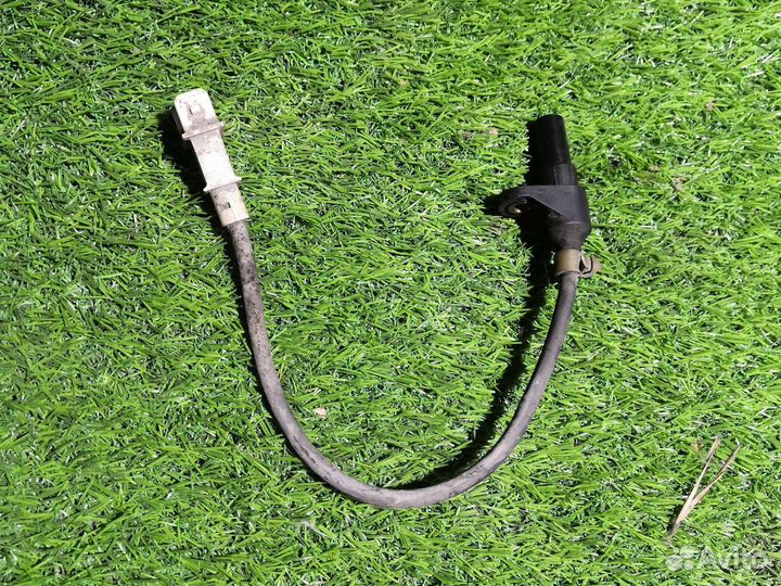 Датчик коленвала Volvo 850