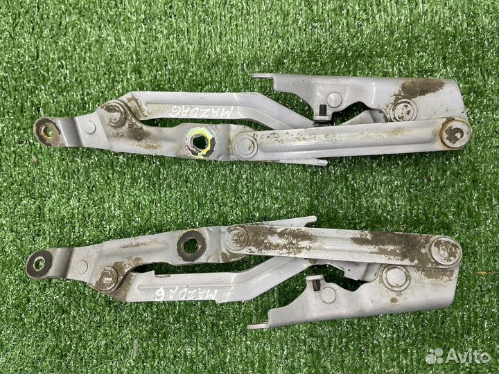 Петля крышки багажника седан Mazda 6 GG