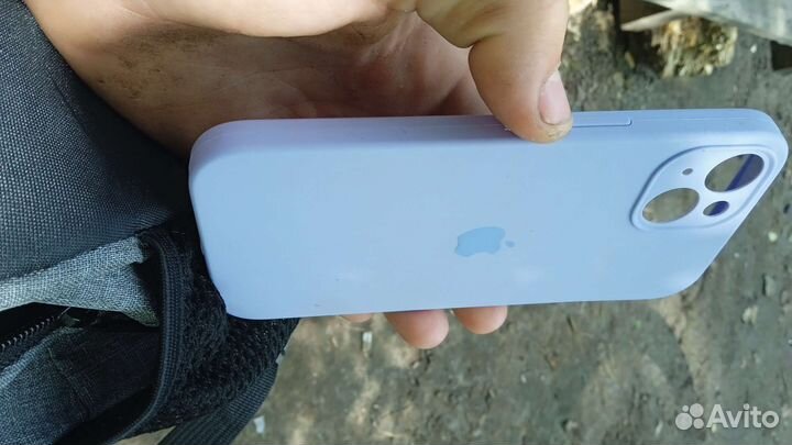 Чехол на iPhone 13