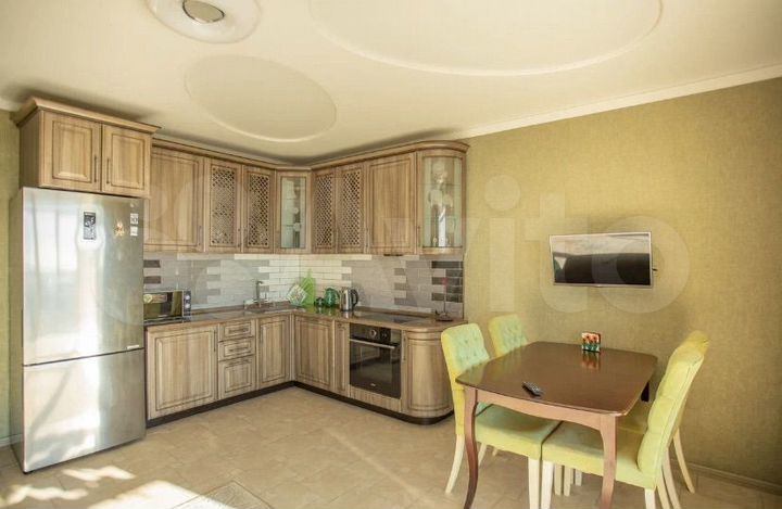 2-к. квартира, 82 м², 7/25 эт.