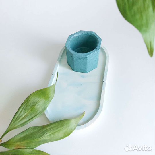 Кашпо руки из гипса, подставка, подсвечник