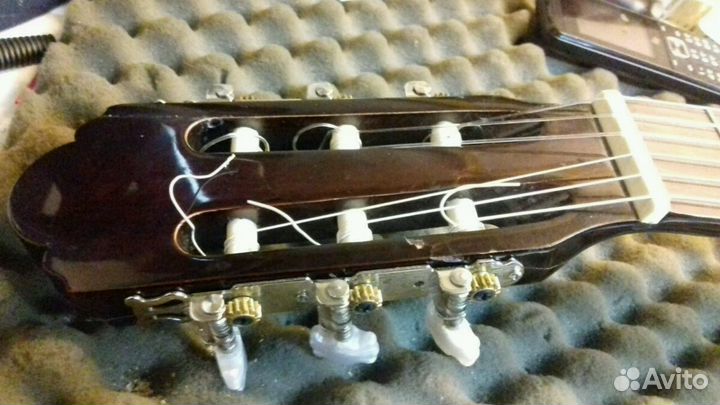 Гитарный мастер, ремонт музыкальных инструментов