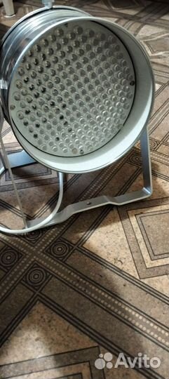 Светодиодный прожектор