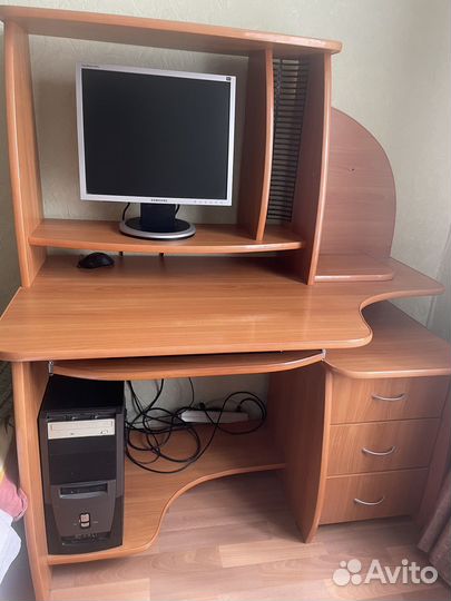 Компьютерный стол бу