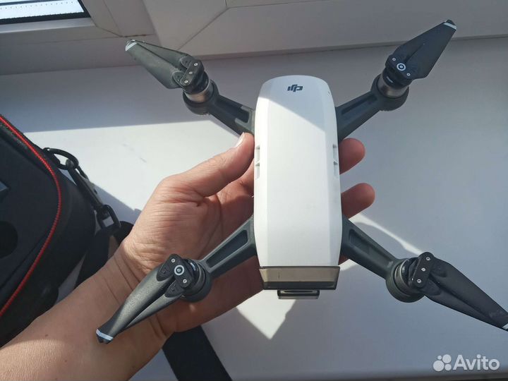 Квадрокоптер dji spark