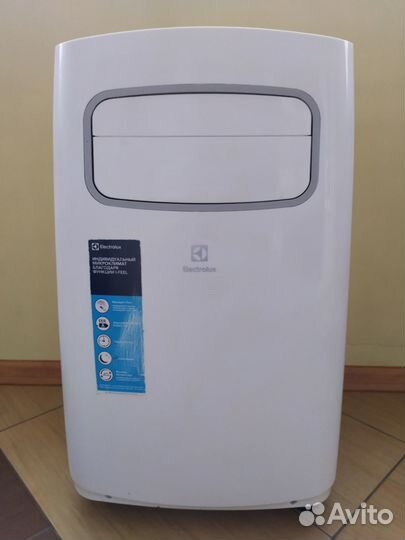 Б/у Кондиционер мобильный Electrolux eacm-9 CG/N3