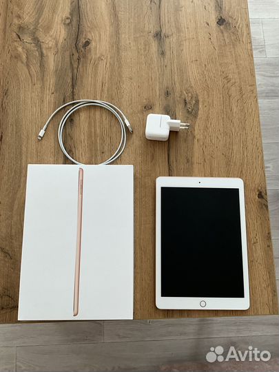 iPad 6 2018 128gb gold