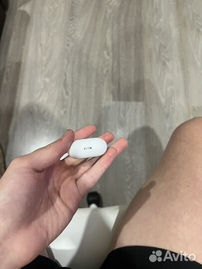 Наушники airpods