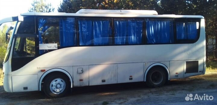 Туристический автобус Higer KLQ 6840, 2006