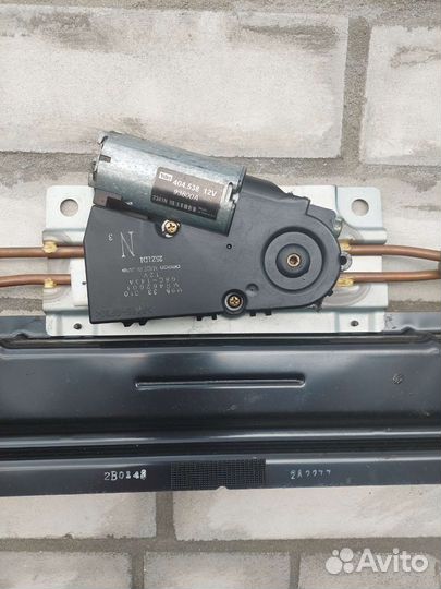 Mitsubishi pajero 4 люк в зборе